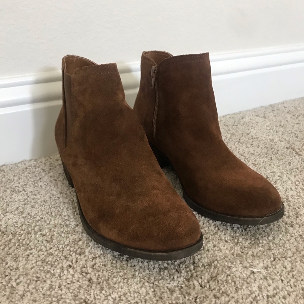 Kensie brown heeled bootie